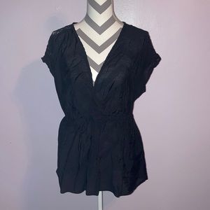 Black Torrid tank with lace detail& elasti…